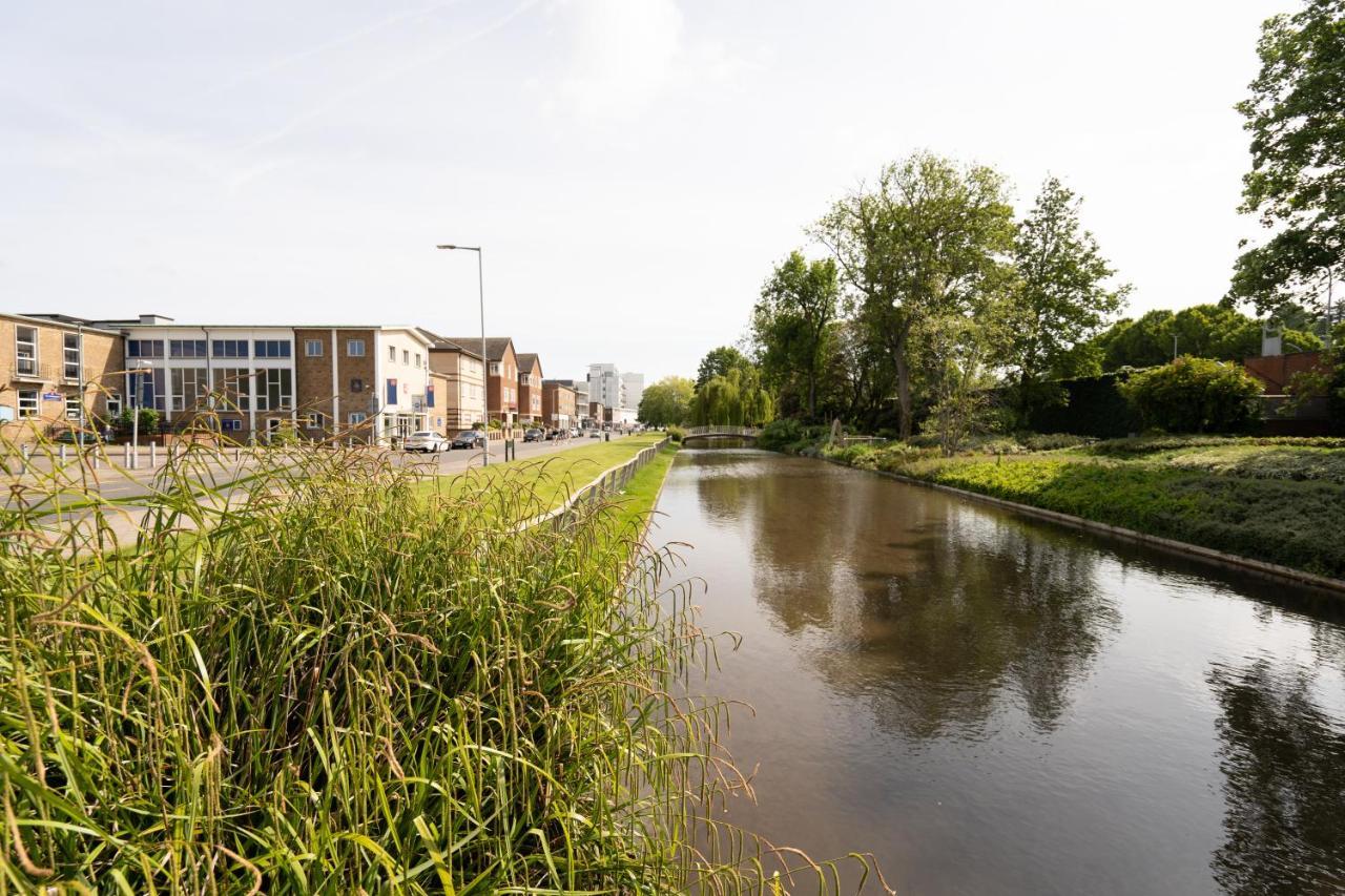 Hemel Apartments- City Zen Hemel Hempstead Eksteriør bilde